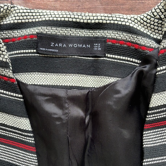 ZARA | Black white red collarless structured jacket - Picture 6 of 9